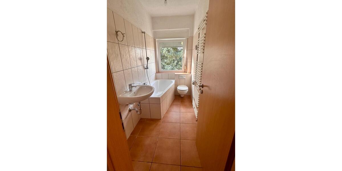 Etagenwohnung Gößnitz - 3 Zimmer, 62 m&sup2;, 360&euro; | Angebot:25633293