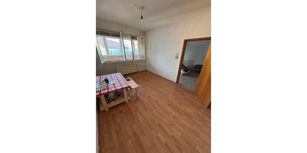 Mehrfamilienhaus, Wohnhaus Neunkirchen - 7 Zimmer, 175 m&sup2;, 200.000&euro; | Angebot:27027318
