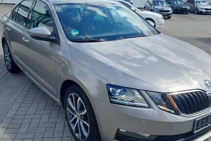 Skoda Octavia 119.000 km 11.995 &euro; Hamburg 20537