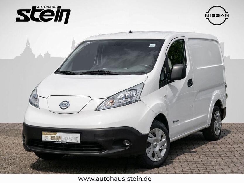NV200