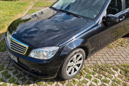 Mercedes-Benz C 220 309.000 km 4.500 &euro; Holthusen 19075