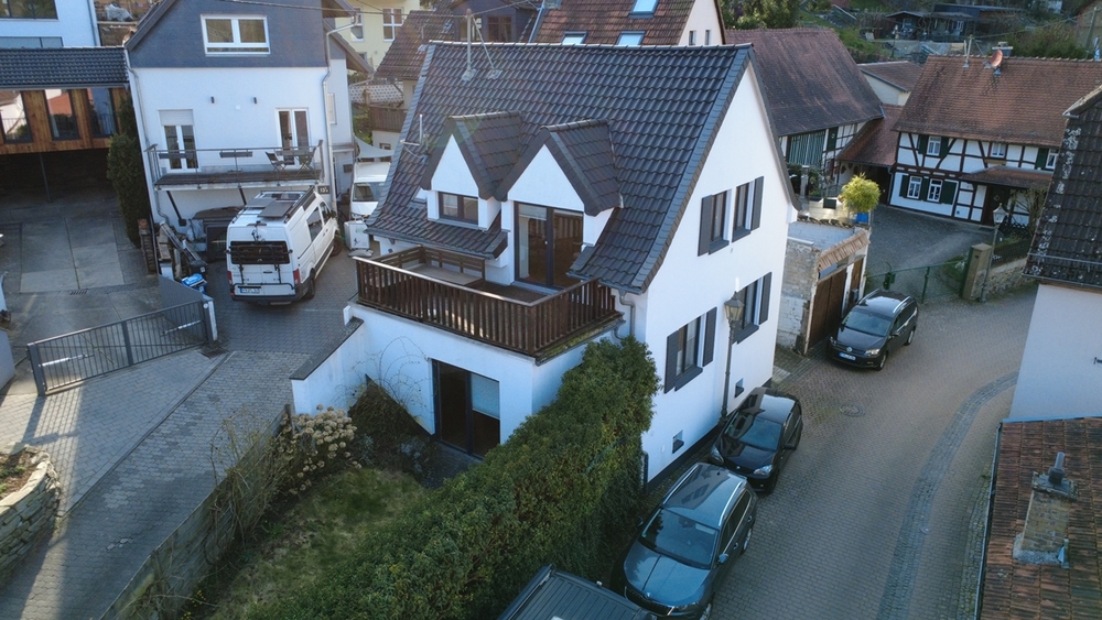 Hofheim-Lorsbach: Außergewöhnliches Einfamilien-Stadthaus - Einfamilienhaus Hofheim | Angebot:24584082