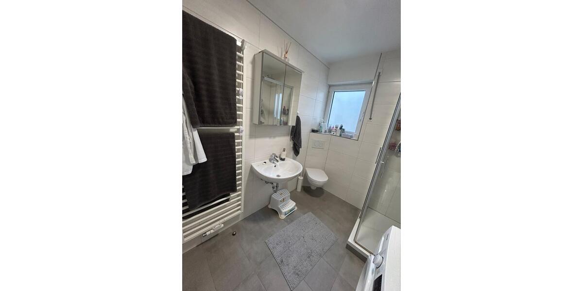 Etagenwohnung Siegen - 3 Zimmer, 100 m&sup2;, 1.230&euro; | Angebot:26413924