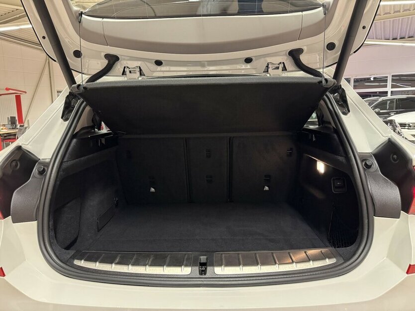 X2 xDrive 20i /LED/Navi/Ahk/VZE/Park-Ass