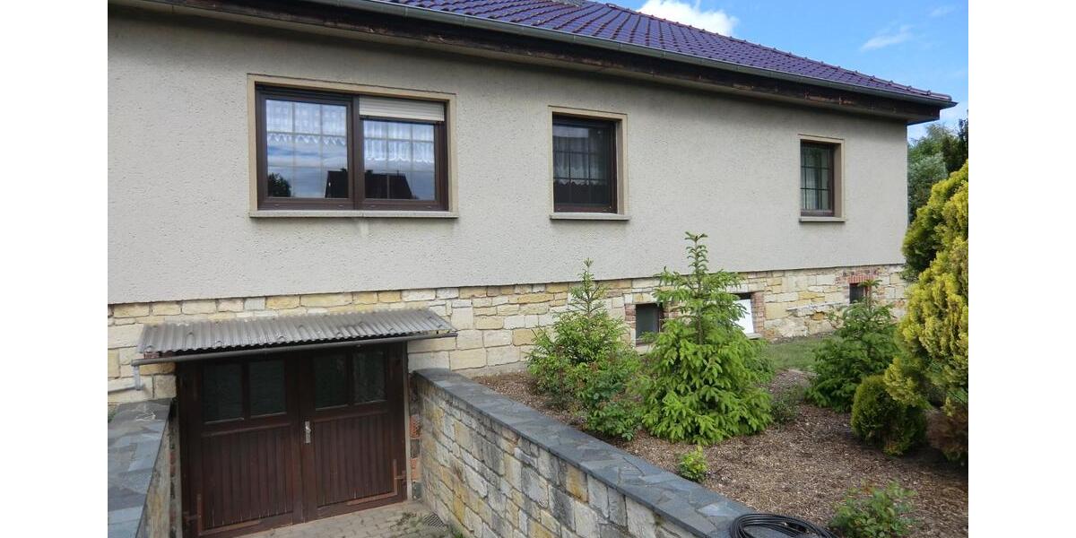 Einfamilienhaus Querfurt - 7 Zimmer, 120 m&sup2;, 250.000&euro; | Angebot:26918509