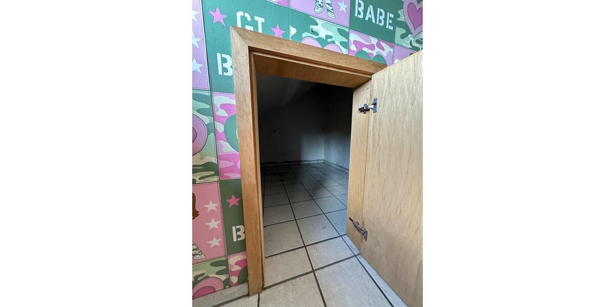 Dachgeschoßwohnung Inden - 2 Zimmer, 74 m&sup2;, 610&euro; | Angebot:24841398