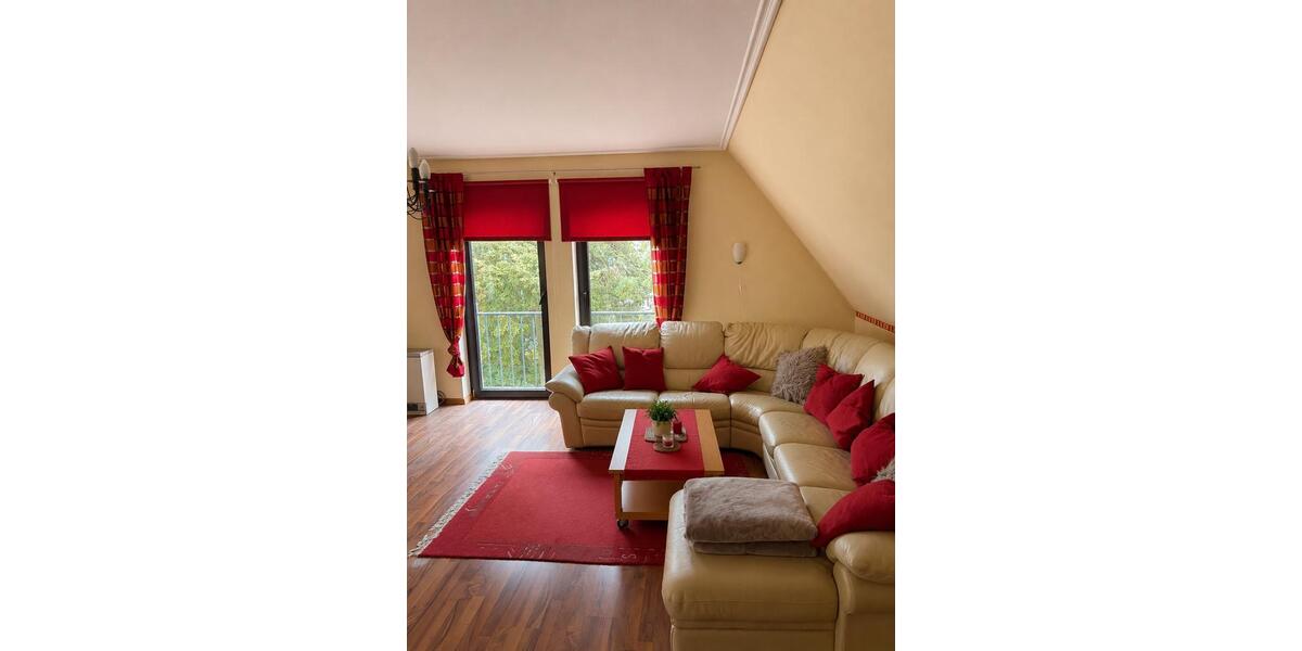 Dachgeschoßwohnung Trier Kürenz - 4 Zimmer, 95 m&sup2;, 299.000&euro; | Angebot:26563125