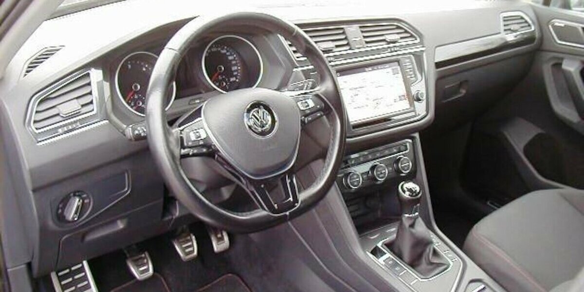 VW Tiguan 2.0 TDI Sound- Navi-ACC-AHK-LED-18Zoll 289.996 km 11.999 &euro; Wittmund 26409