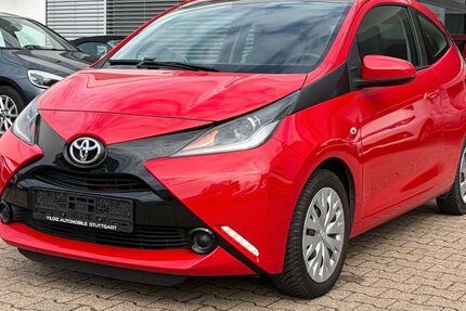Toyota Aygo (X) 110.000 km 5.995 &euro; Stuttgart 70597