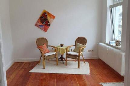 Schöne, helle Altbauwohnung am Meer mit 2 Balkonen 3 zimmer