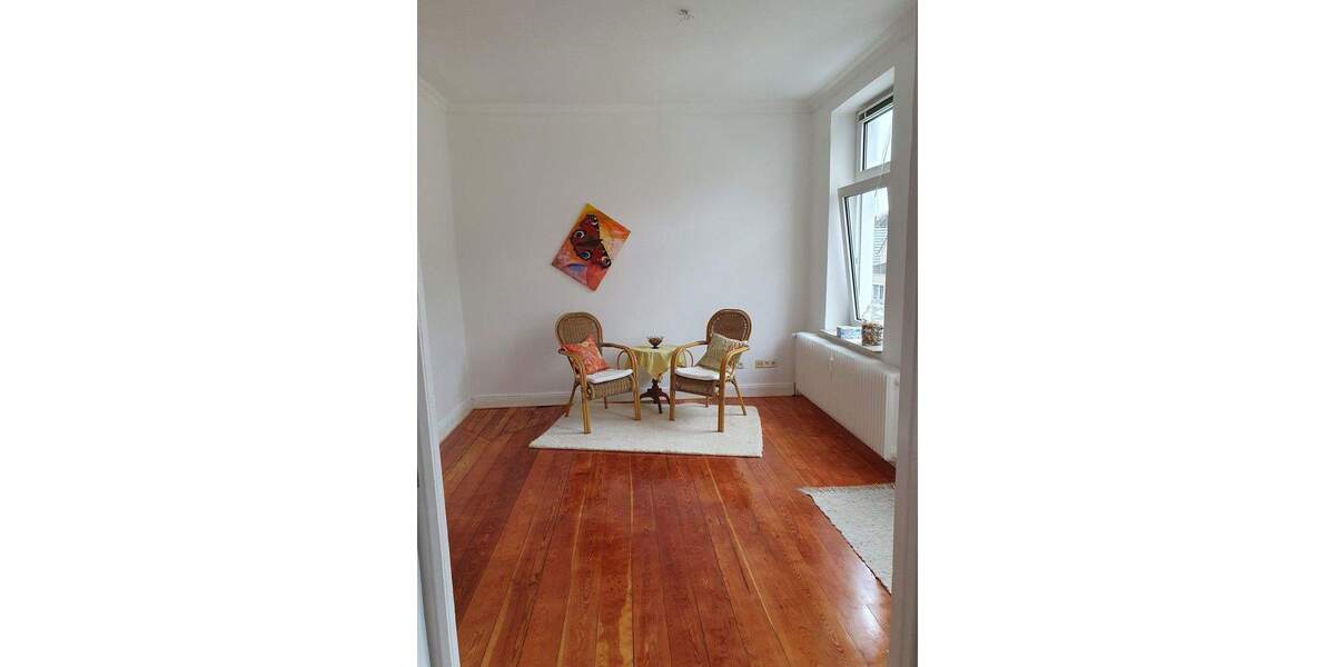 Schöne, helle Altbauwohnung am Meer mit 2 Balkonen 3 zimmer