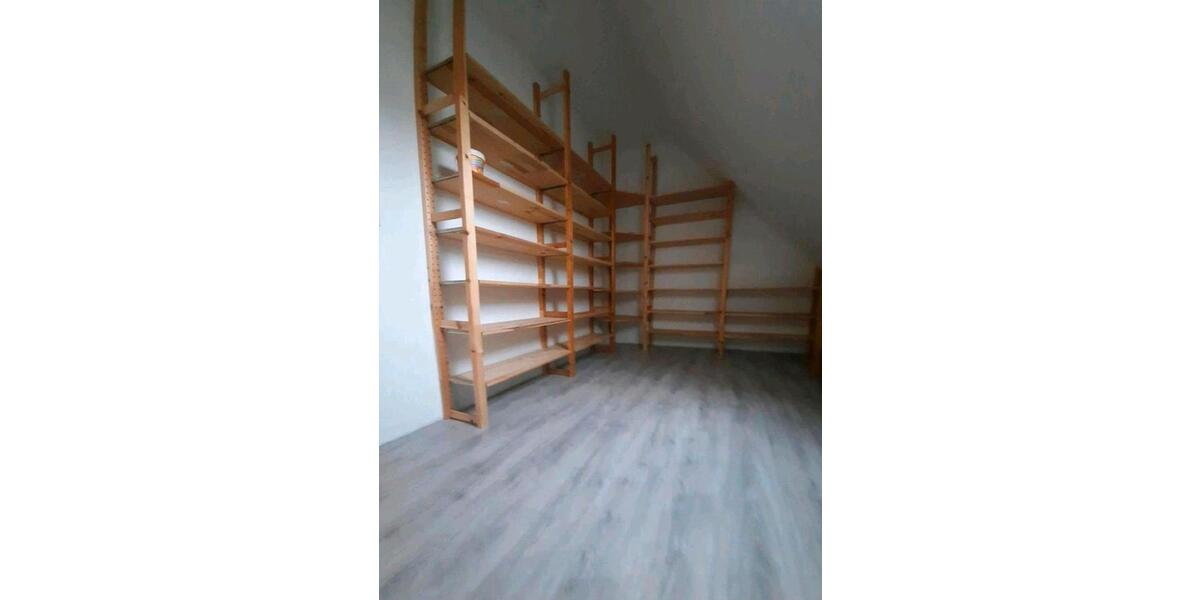 Dachgeschoßwohnung Neustadt (Hessen) - 3 Zimmer, 80 m&sup2;, 810&euro; | Angebot:26397976