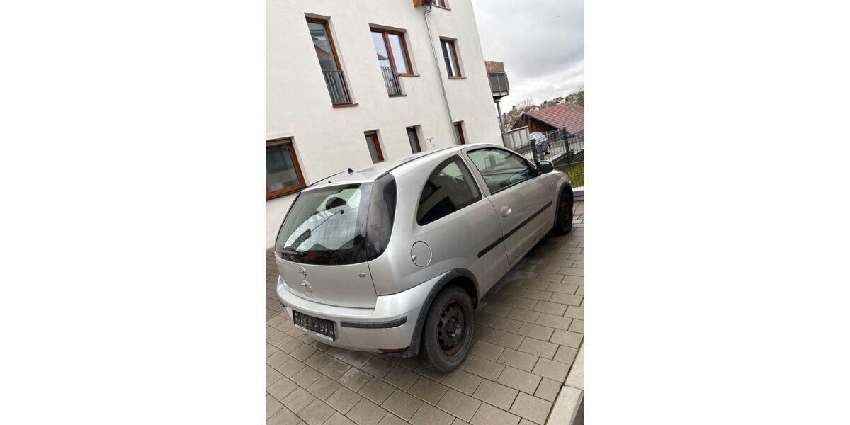 Opel Corsa 179.000 km 800 &euro; leutenbach 71397