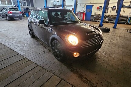 Mini Clubman 244.180 km 4.480 &euro; Mannheim 68159