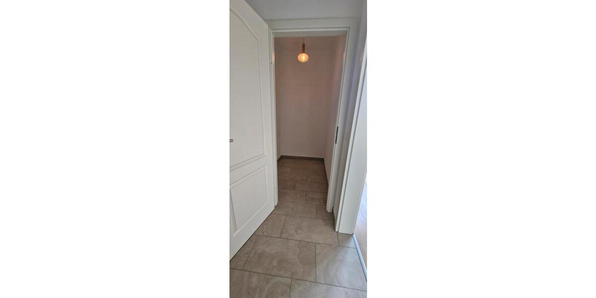 Etagenwohnung Hoyerswerda - 2 Zimmer, 54 m&sup2;, 60.000&euro; | Angebot:26090245