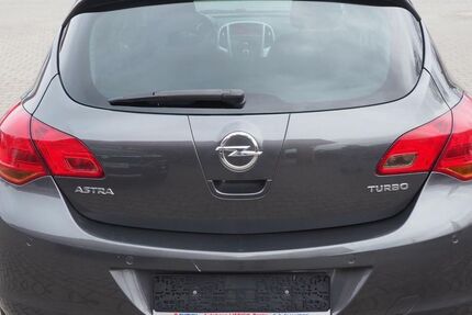 Opel Astra 207.000 km 2.999 &euro; Kloster Lehnin 14797