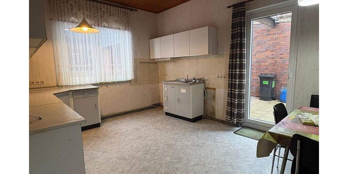 Einfamilienhaus Steyerberg - 7 Zimmer, 140 m&sup2;, 169.000&euro; | Angebot:25681640