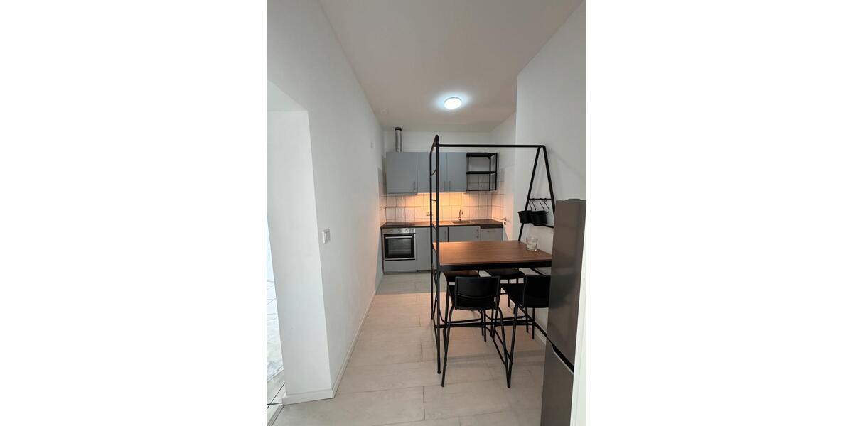 Wohnen auf Zeit Köln Ehrenfeld - 17 Zimmer, 28 m&sup2;, 790&euro; | Angebot:26397445