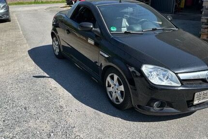 Opel Tigra 173.500 km 1.899 € Welver 59514