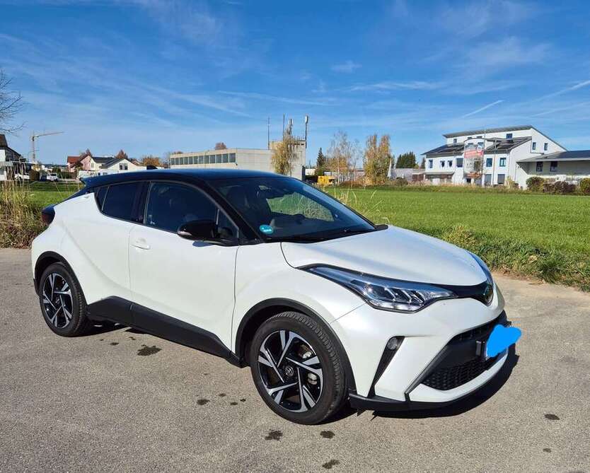 Toyota C-HR 28.900 km 26.200 € Königsbrunn 86343