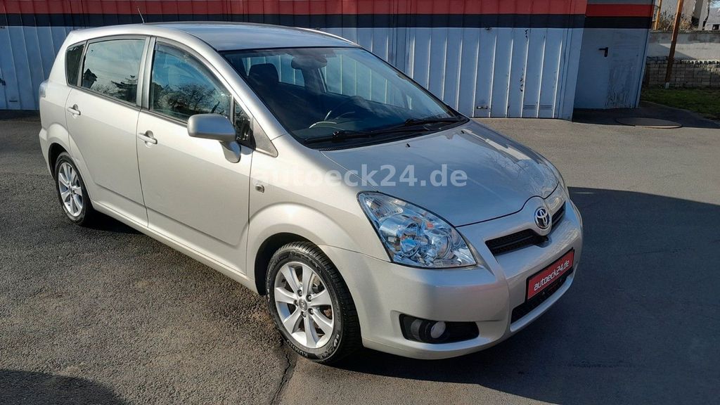 Toyota Corolla Verso 119.400 km 6.995 &euro; Dresden 01279