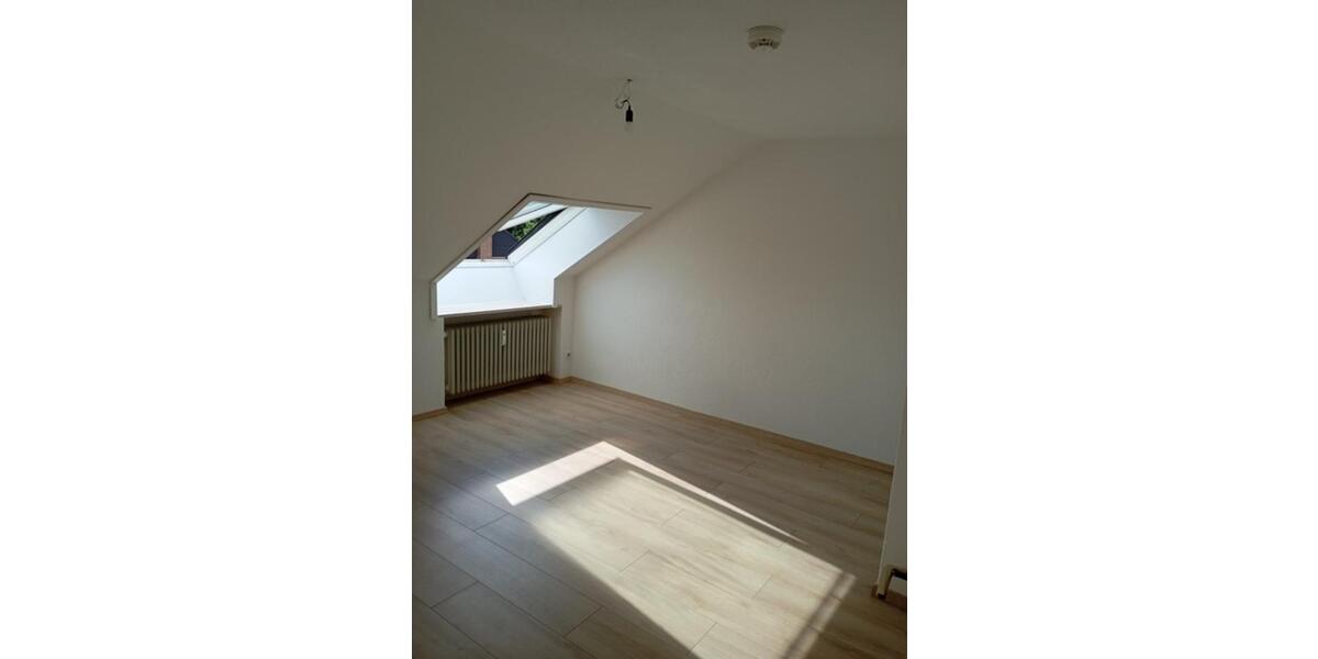 Dachgeschoßwohnung Lauingen (Donau) - 3 Zimmer, 88 m&sup2;, 289.500&euro; | Angebot:25960555