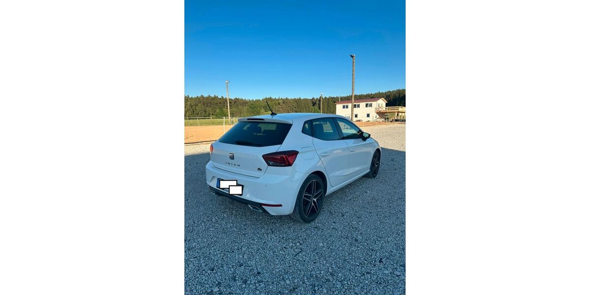 Seat Ibiza 109.059 km 11.900 &euro; Dentlein am Forst 91599