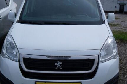 Peugeot Partner 145.004 km 6.950 &euro; Rendsburg 24768