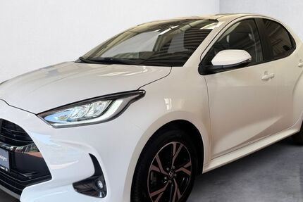 Toyota Yaris 8.489 km 22.430 &euro; Kaiserslautern 67661
