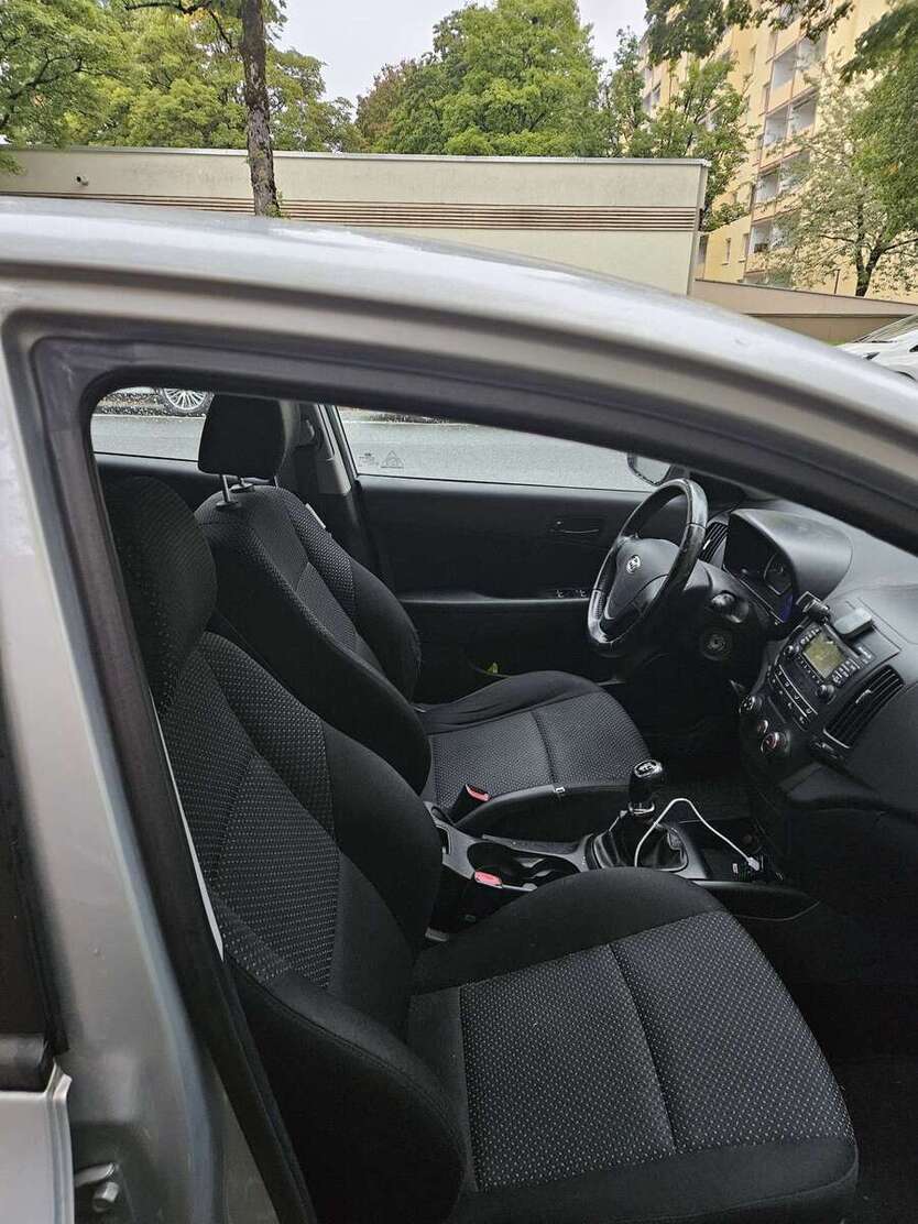 Hyundai i30 153.259 km 3.700 € München 81243