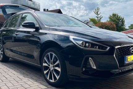 Hyundai i30 86.750 km 13.900 &euro; Rastatt 76437