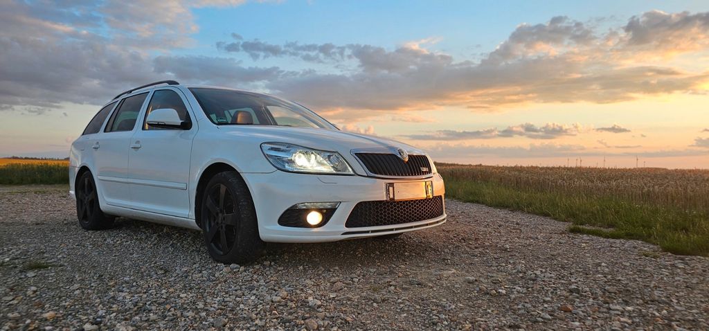 Skoda Octavia 260.000 km 5.700 &euro; Halsbrücke 09633