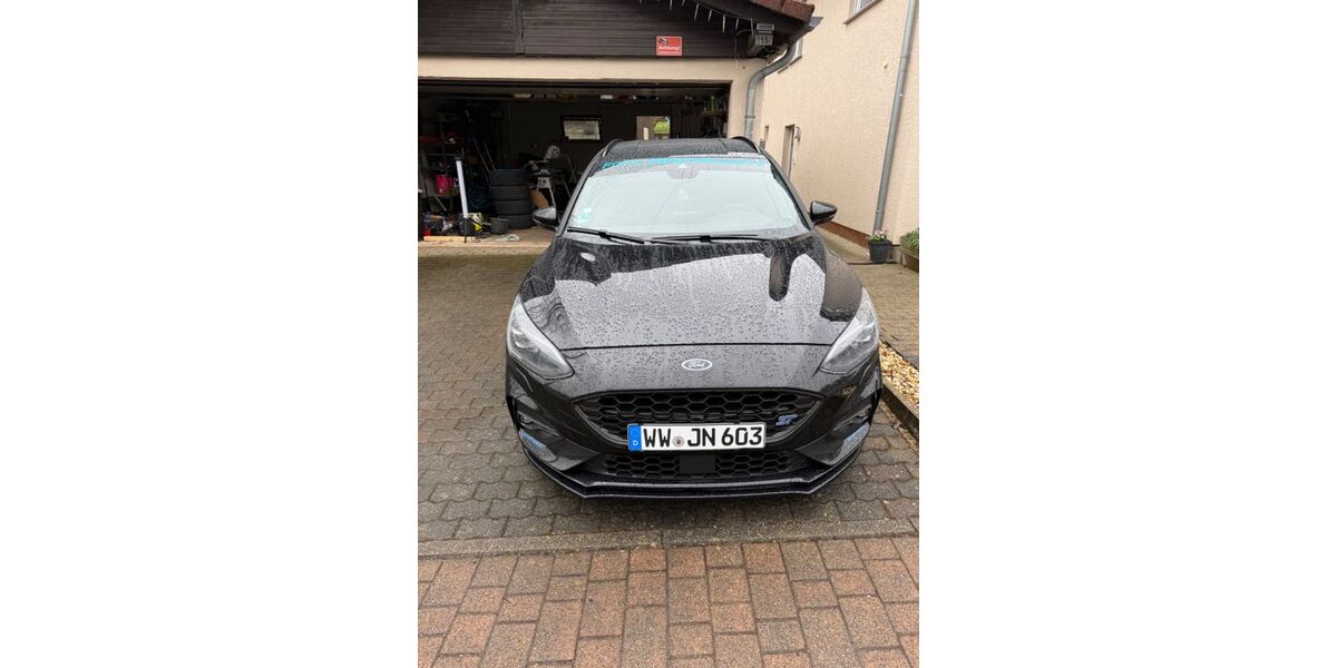 Ford Focus 83.750 km 25.500 &euro; Quirnbach 56242