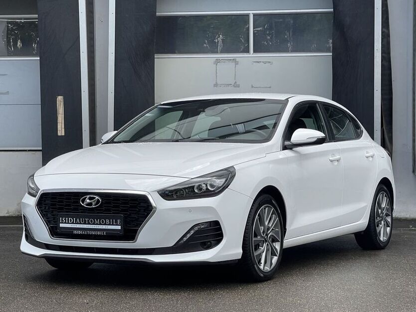 i30