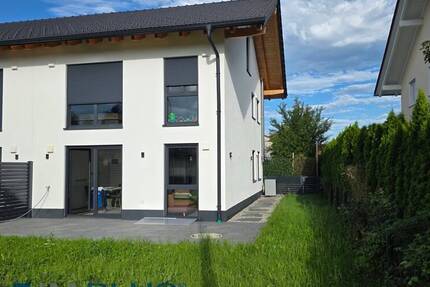 RESERVIERT! Neue Doppelhaushälfte (2024) mit Einbauküche, 2 Bäder und großen Keller! 5 zimmer
