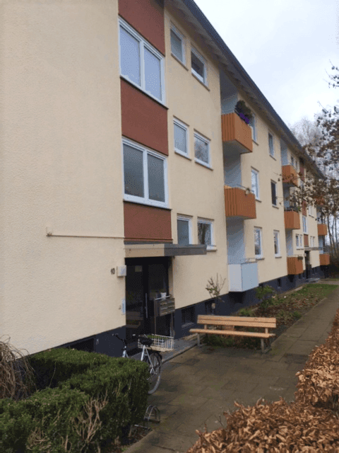 Wohnung zum Mieten in Lage 670 € 91.86 m² 4 zimmer