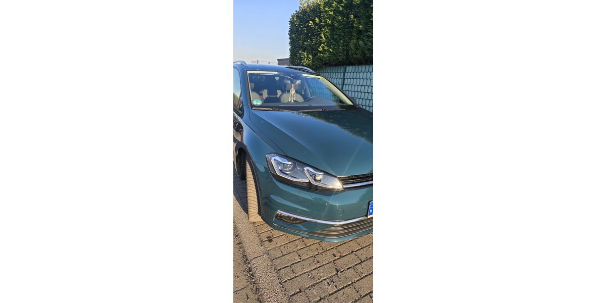 VW Golf 97.500 km 15.300 &euro; Kamen 59174