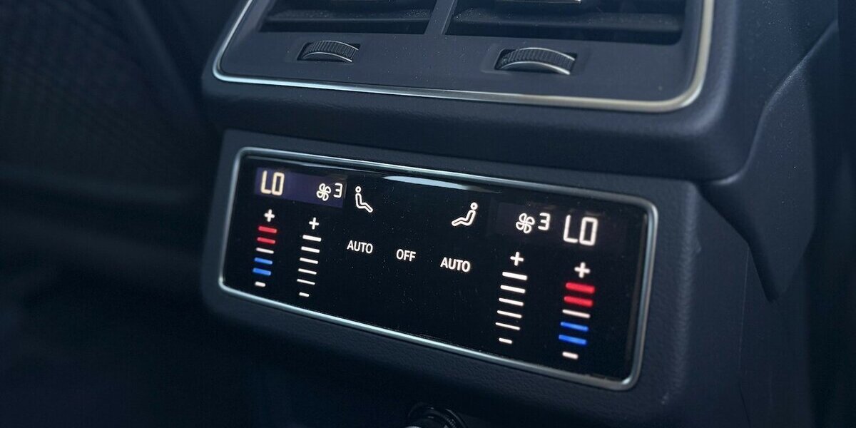 Audi A6 40 TDI quattro sport 360°/STANDHZ/NAVI/AHK 95.919 km 28.900 &euro; Villingen-Schwenningen 78054