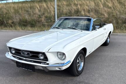 Ford Mustang 79.000 km 36.800 &euro; Essingen­­­ 73457