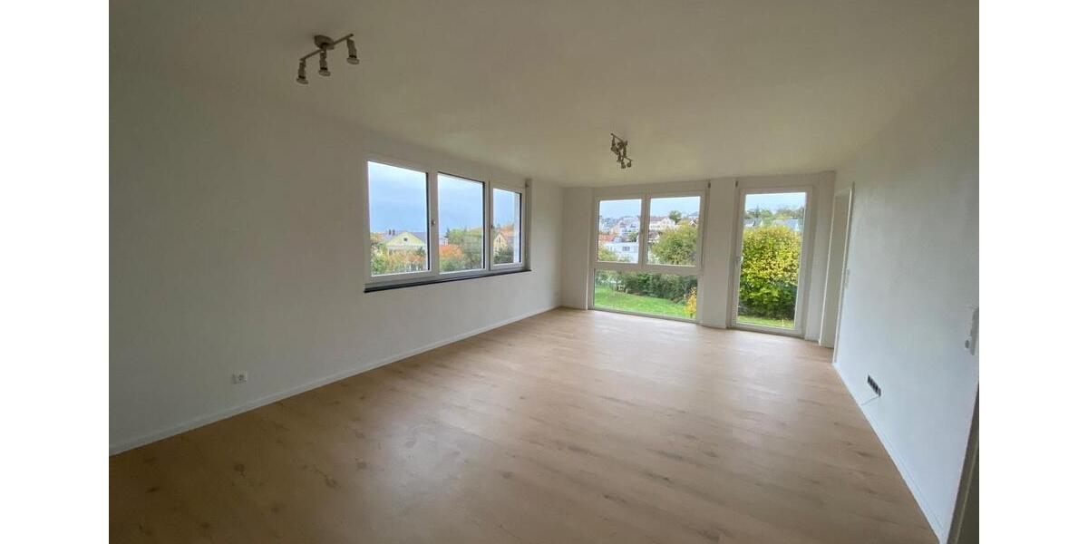 Erdgeschoßwohnung Reutlingen Reutlingen-Betzingen - 4.5 Zimmer, 106 m&sup2;, 1.750&euro; | Angebot:25257741
