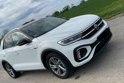 VW T-Roc 11.000 km 27.900 &euro; Wolfsburg 38442
