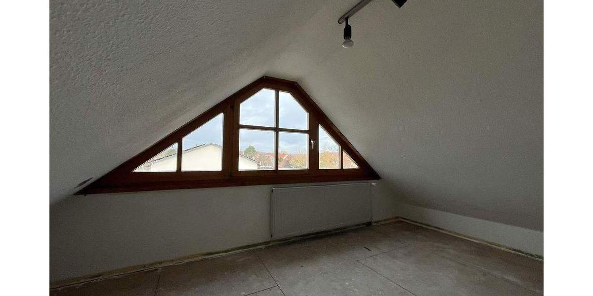 Doppelhaushälfte Stegaurach - 5 Zimmer, 126 m&sup2;, 595.000&euro; | Angebot:25879720