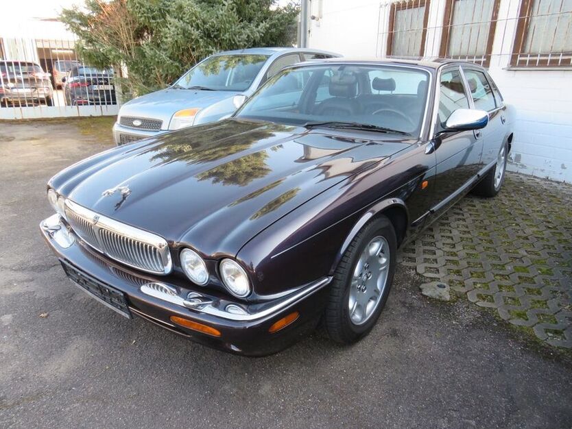 XJ