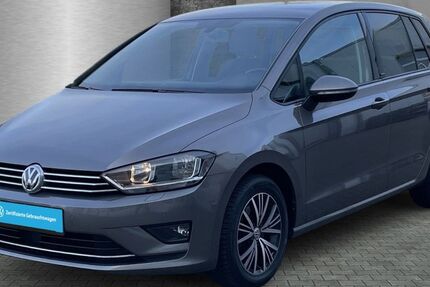 VW Golf Sportsvan 66.300 km 14.890 &euro; Stade 21682