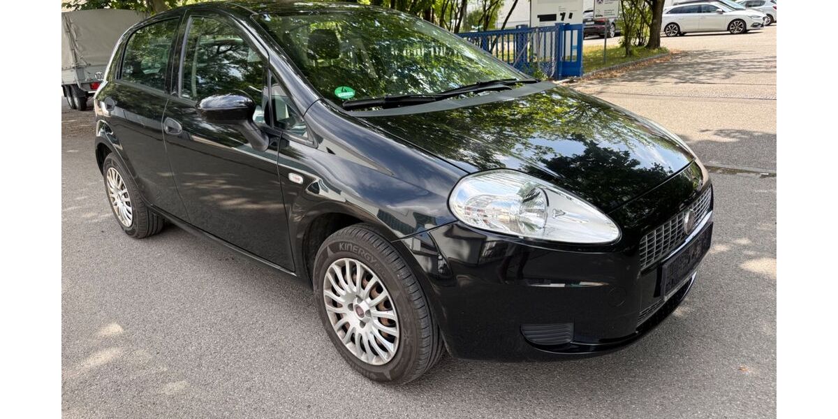 Fiat Grande Punto 68.128 km 2.700 &euro; Emmering 82275