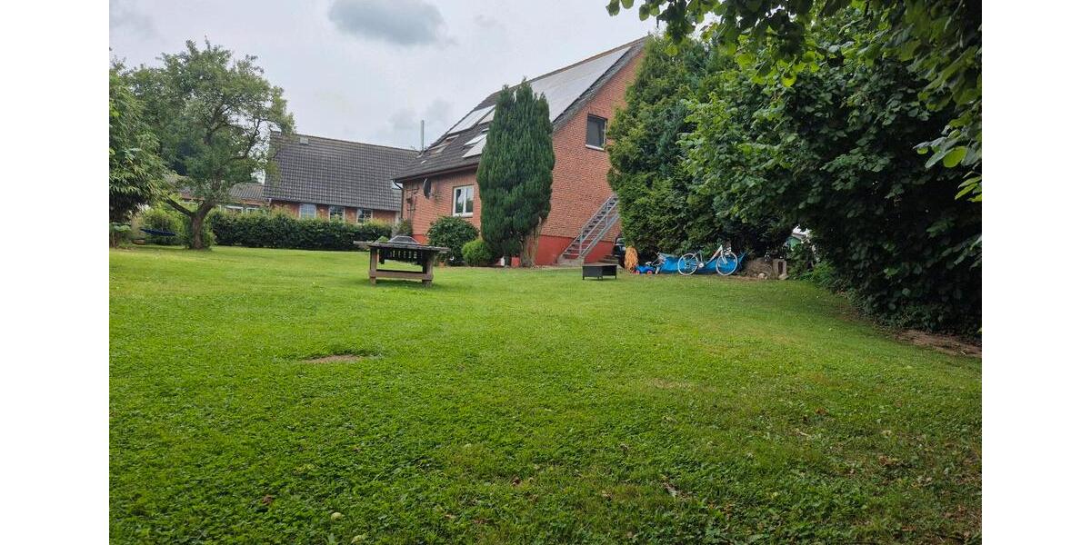 Einfamilienhaus Bredstedt - 10 Zimmer, 290 m&sup2;, 479.000&euro; | Angebot:26566976