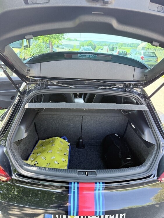 VW sirocco 248.000 km 4.850 € Roggenburg 89297