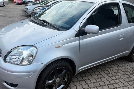 Toyota Yaris 197.000 km 999 € GELTENDORF 82269