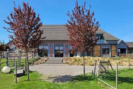 Haus Niederkrüchten - 8 Zimmer, 450 m&sup2;, 1.995.000&euro; | Angebot:24735458