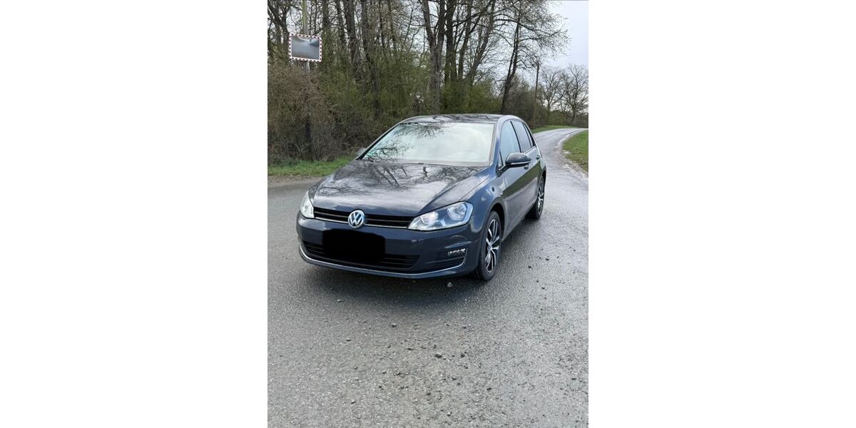 VW Golf 153.157 km 9.000 &euro; Weilburg 35781
